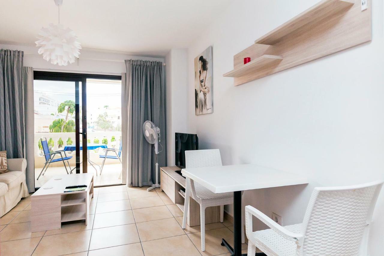 Ferienwohnung Popular Complex Los Cristianos  Exterior foto